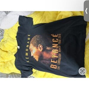 Beyoncé Black Graphic T-Shirt